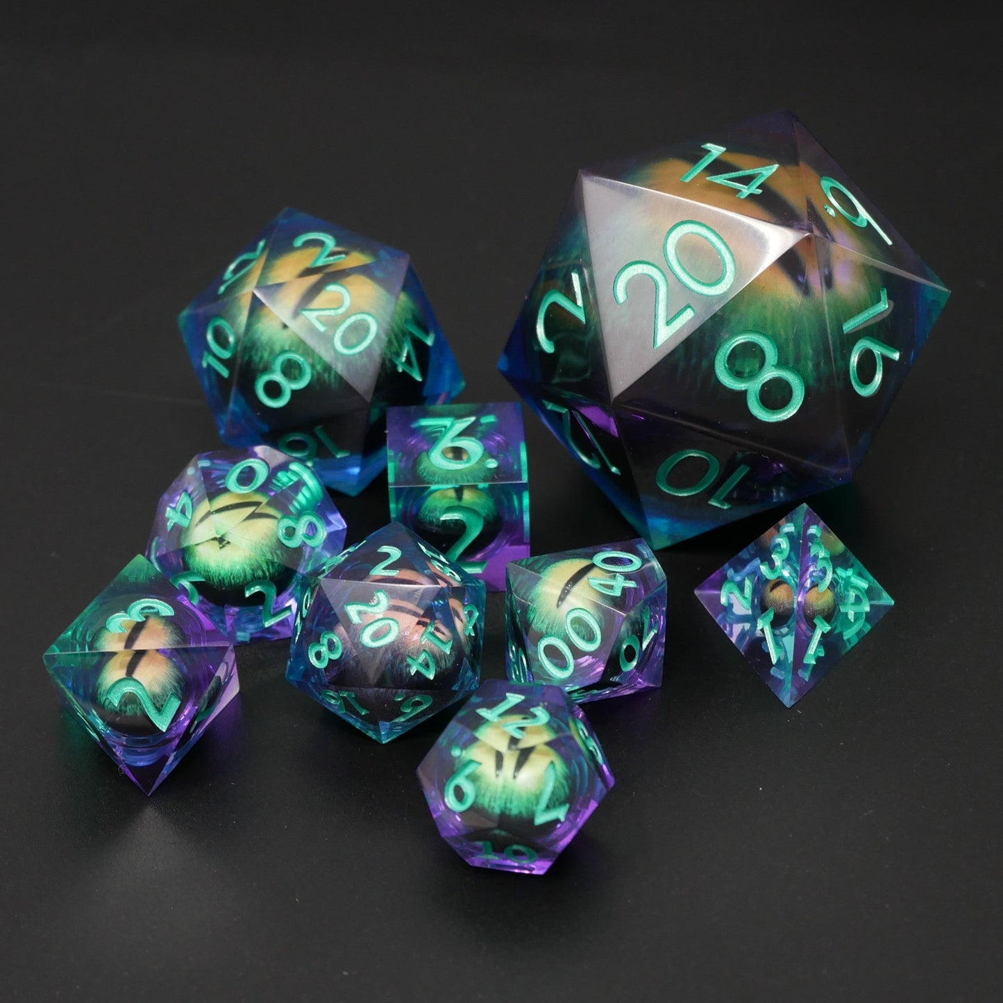 Remorhaz's Eye |  7 Piece Moving Eye DnD Dice Set | Acrylic RPG Gaming Dice