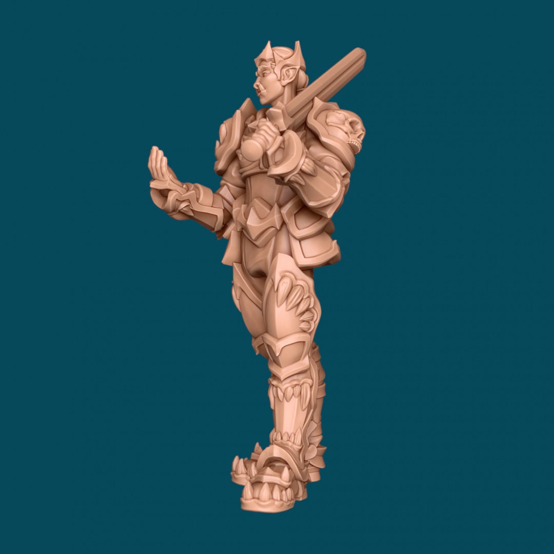 Female Orc Queen for TTRPG - Awkward Penguin Miniatures - D&D - TTRPG - 32mm Miniature - Pathfinder - Unpainted - 5E