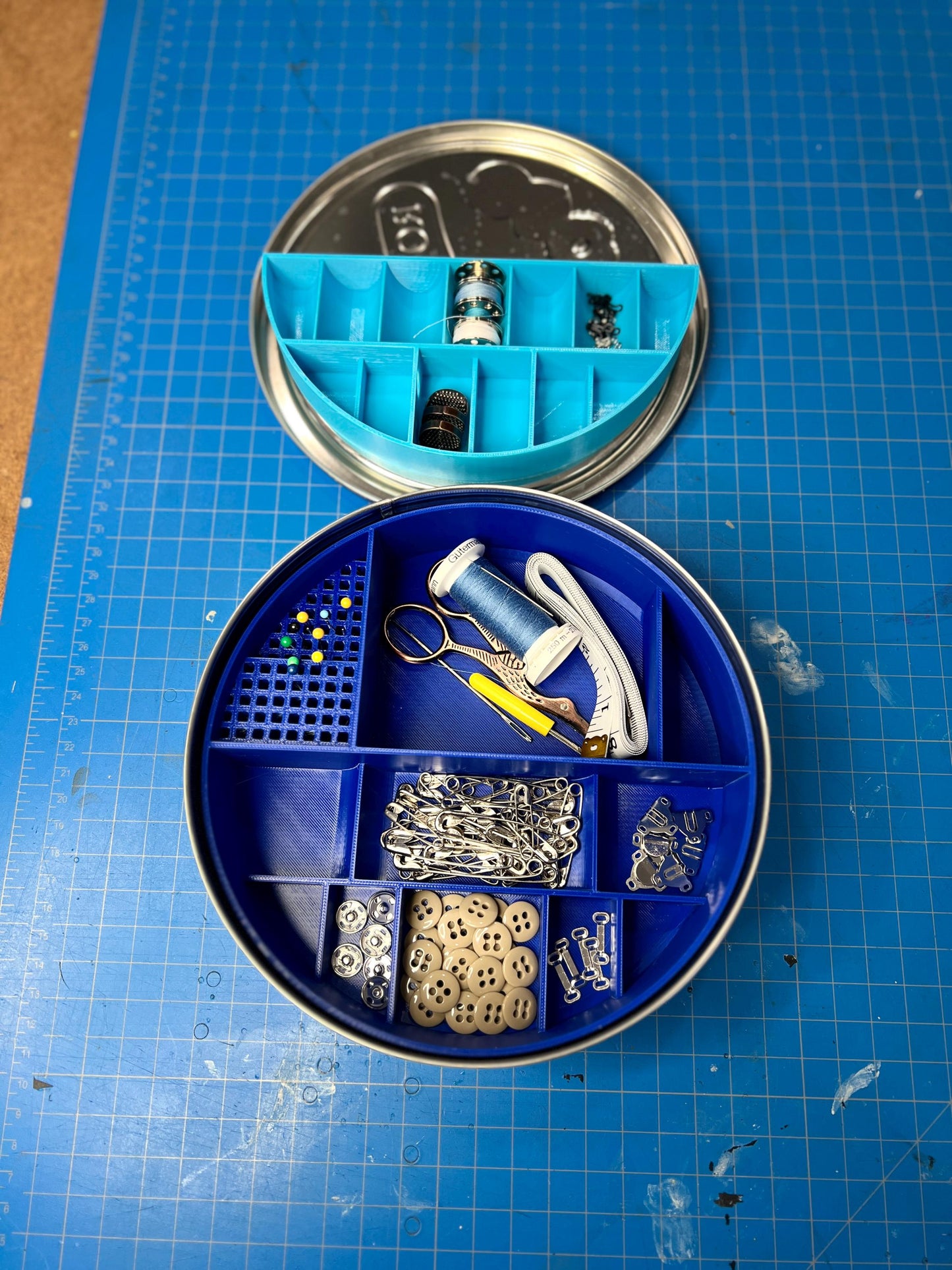 Cookie Tin Sewing Caddy