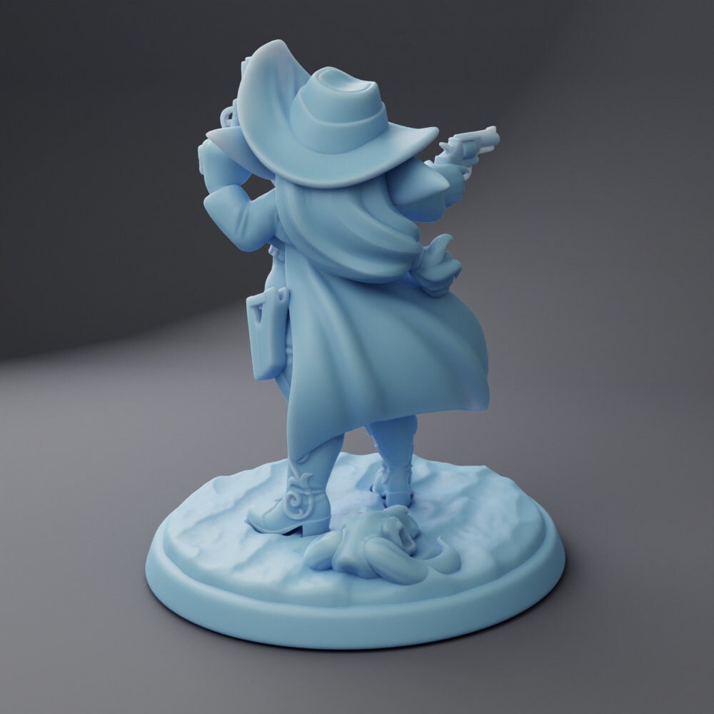 Goblin Gunslinger - Twin Goddess Miniatures - D&D - TTRPG - 32mm/75mm Miniature - Pathfinder - Unpainted - Deadlands