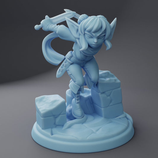 Female Goblin Rogue - Twin Goddess Miniatures - D&D - TTRPG - 32mm/75mm Miniature - Pathfinder - Unpainted -